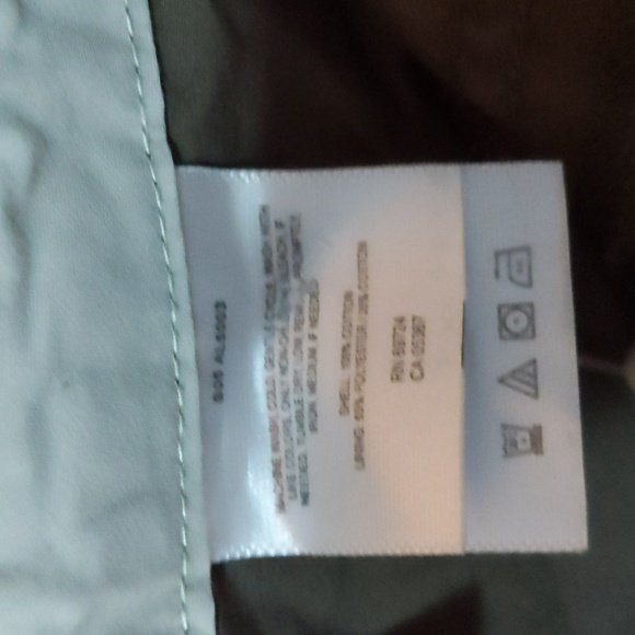 VINTAGE‼️ Columbia Green Cargo Skirt, Velcro pockets, adjustable, medium - Picture 8 of 9